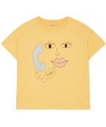 T-shirt Face on the phone