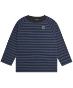 T-shirts às riscas azul e cinza
